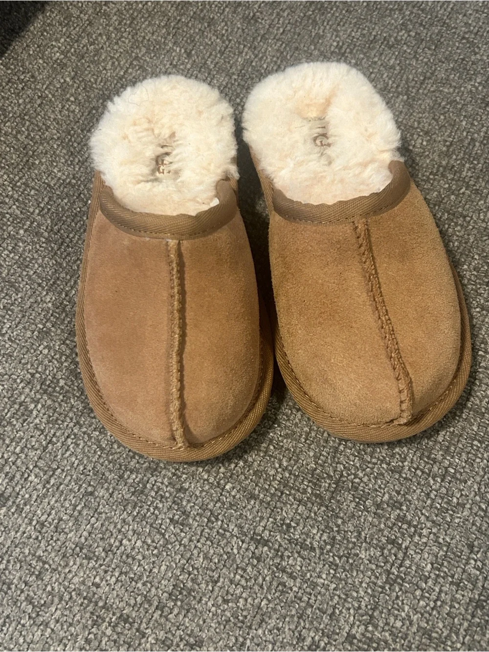 UGG Kids Tan Shearling-Lined Slip-On Clog Slippers NWOB